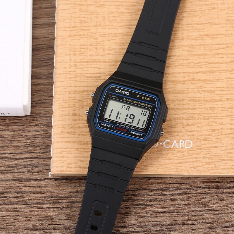 Outdoor Lighting Timer - Montre-bracelet carrée rétro tendance Casio F-91W-1,