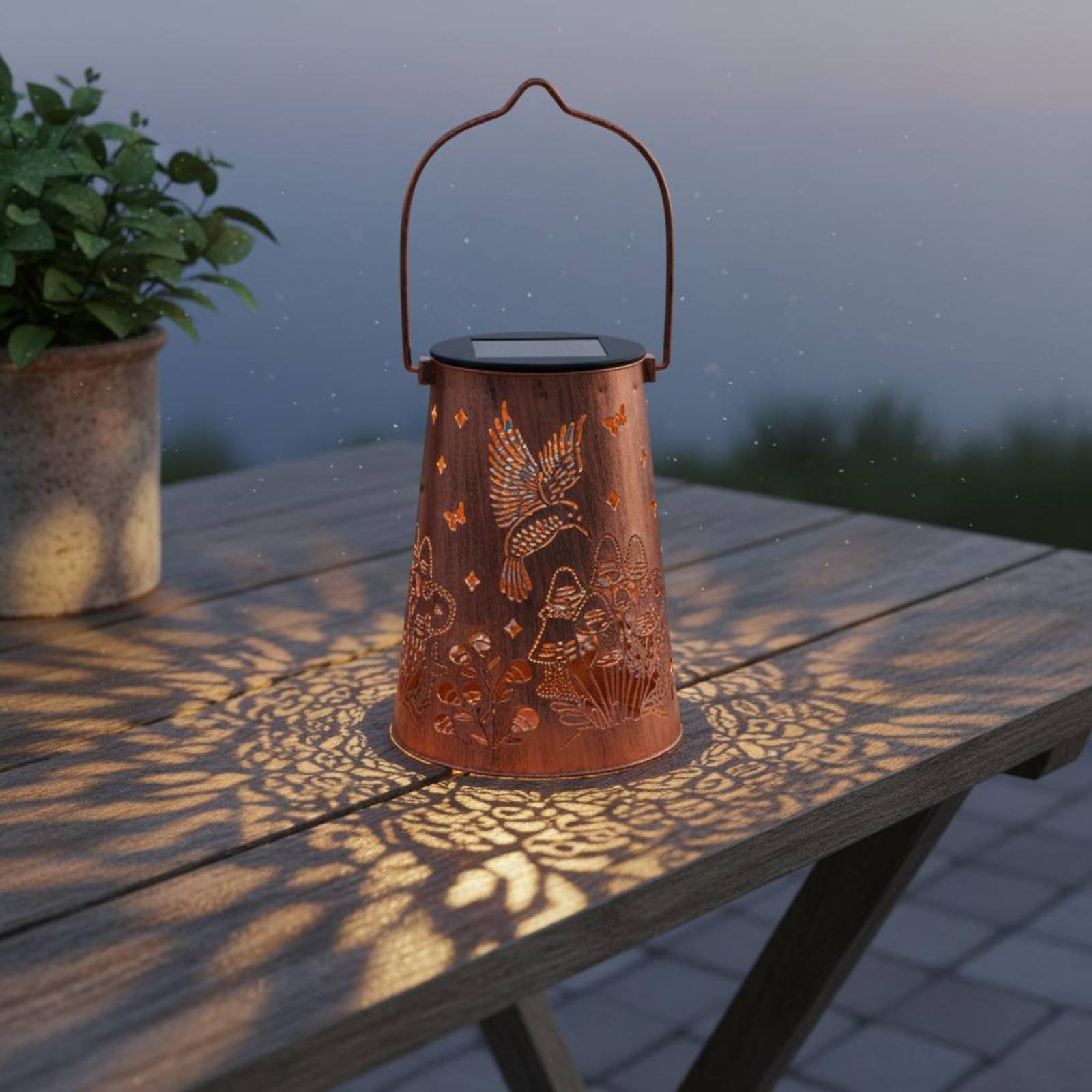 Lanterne de jardin à motif flo - Solar Lantern Hanging avis et prix